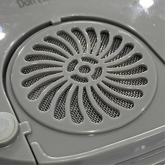 Bottle Sterilizer and Dryer by GROWNSY - Picture 8 of 10